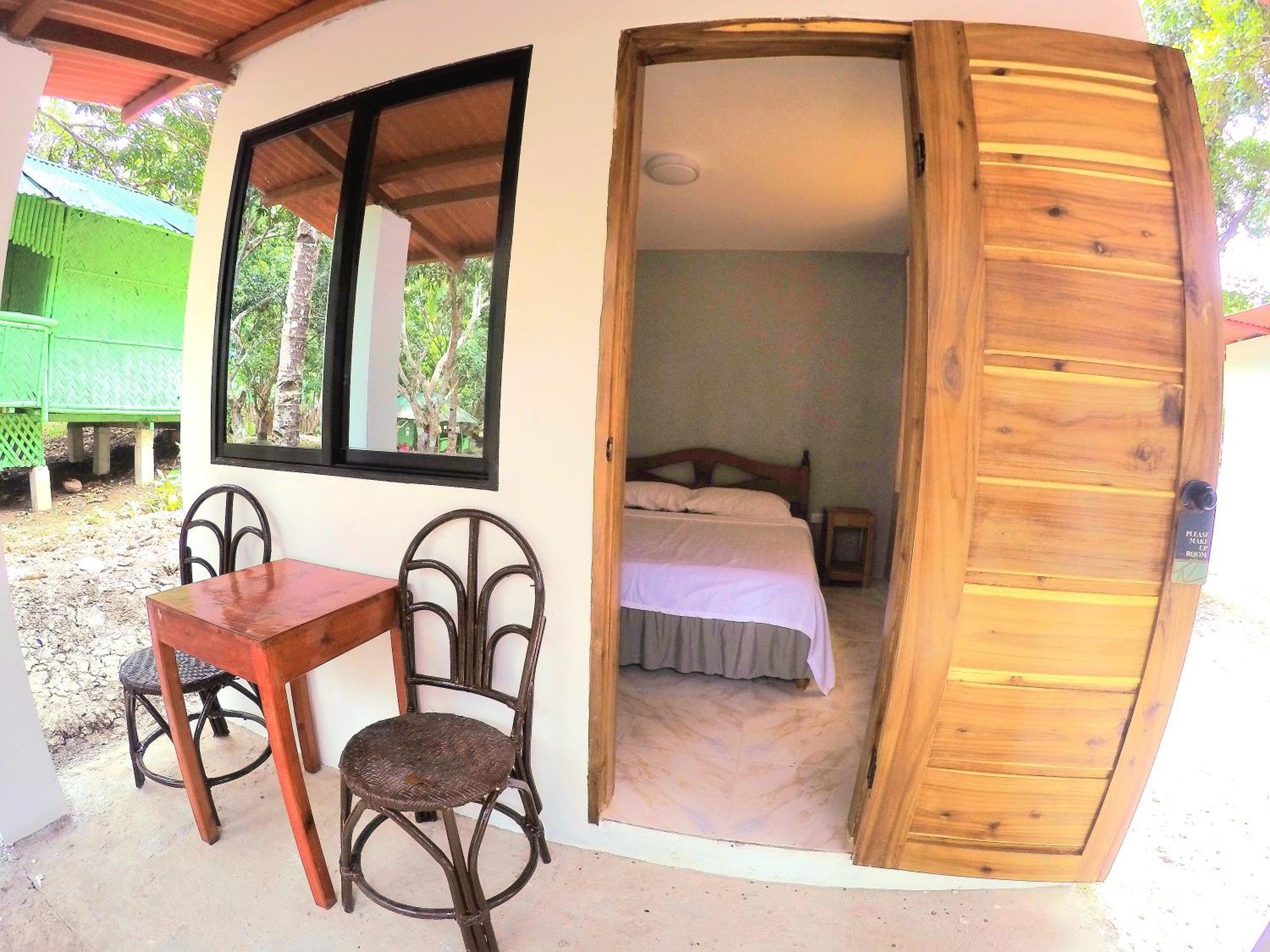Al Hamra Jungle Resort Puerto Princesa Exterior foto