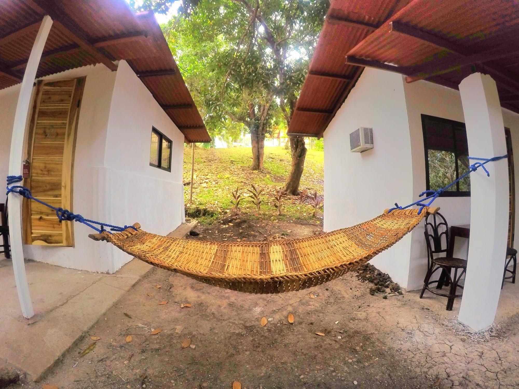 Al Hamra Jungle Resort Puerto Princesa Exterior foto